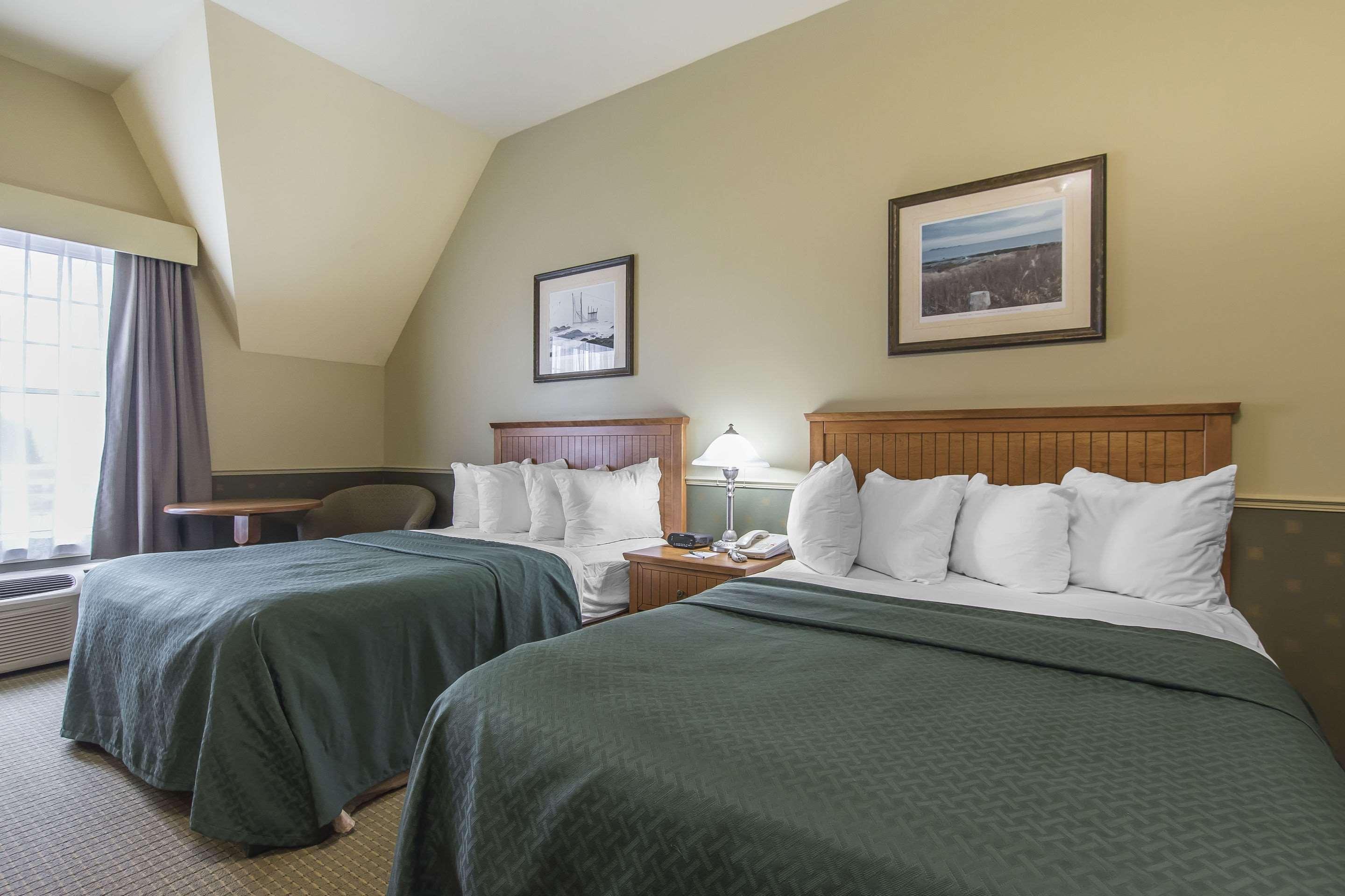 Quality Inn Riviere-du-Loup Exterior photo