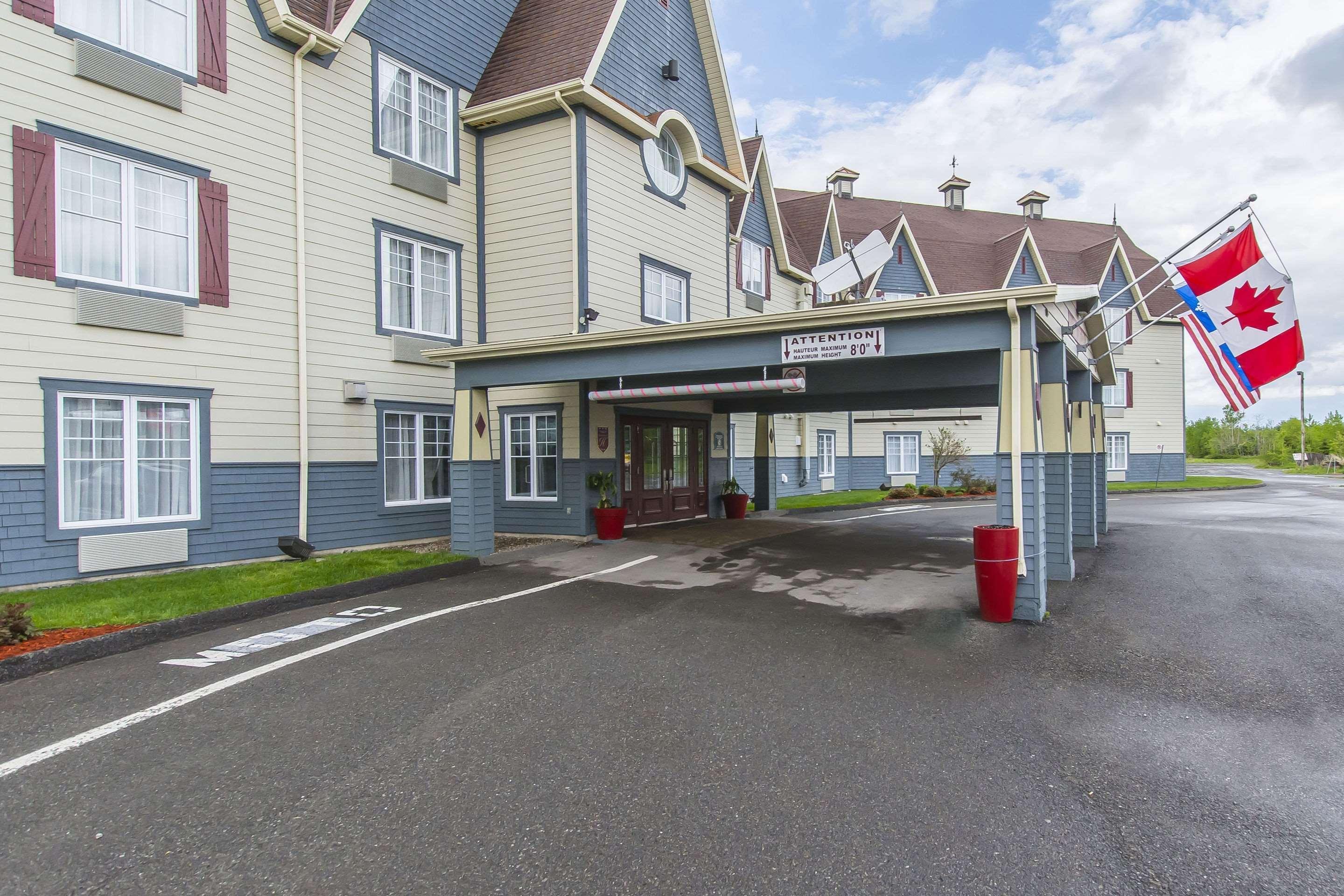 Quality Inn Riviere-du-Loup Exterior photo