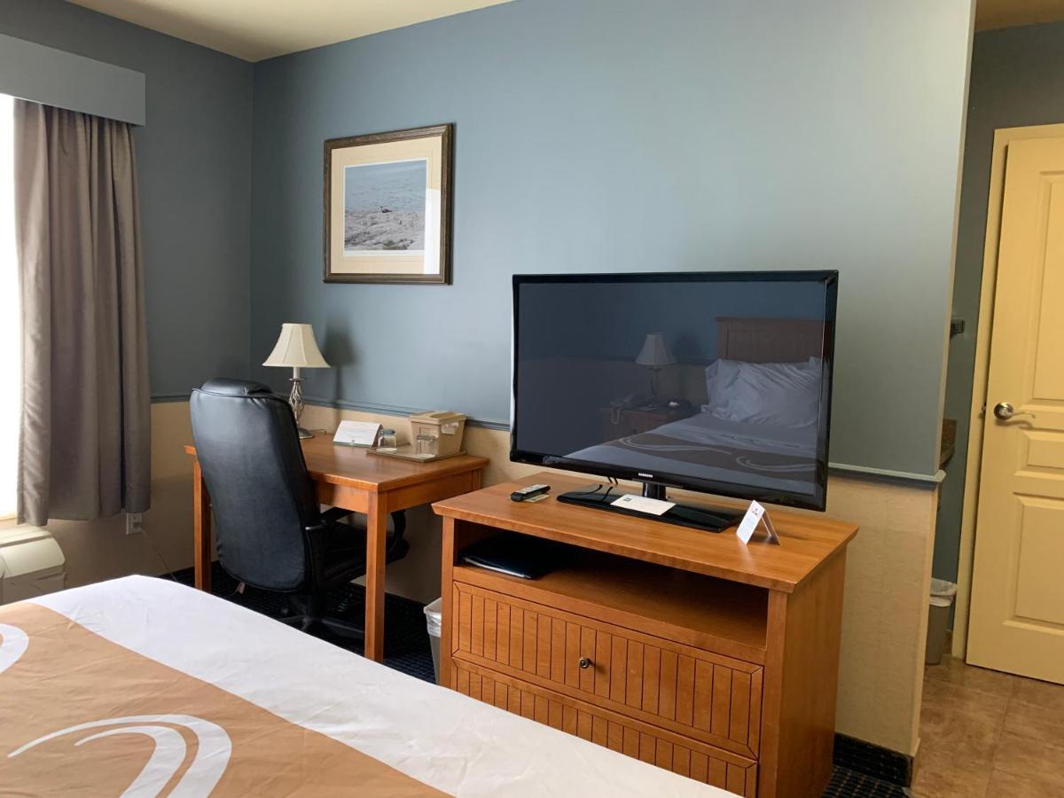 Quality Inn Riviere-du-Loup Exterior photo
